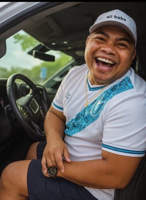 يريدون النخبة لضمان المشاركة في كاس العالم 2029 ..
يريدون كاس الملك حتى لا يخرجوا من الموسم بدون بطولة..
بإمكانك أن تشم الرائحة مستعينا ب"خشم بخاري" قبل التتويج بشهور..
 #الهلال_الشرطه #علي_بابا