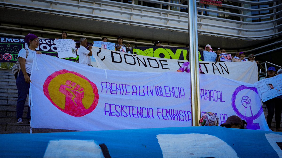 Bloque_RP's tweet image. ¡Frente a la violencia patriarcal, Resistencia Feminista! ✊🏾♀️

Junto a las organizaciones feministas y otras que integran el BRP, nos concentramos en el centro histórico de San Salvador este 25 de noviembre - Día Internacional de la Eliminación de la Violencia contra las Mujeres