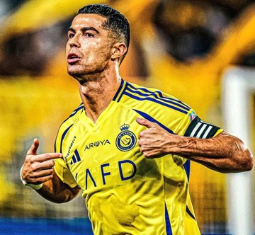 🚨🗣️ Erling Haaland: "Even though I’m scoring a lot of goals, I have no shame in admitting that even the current Cristiano might be a better player than me."