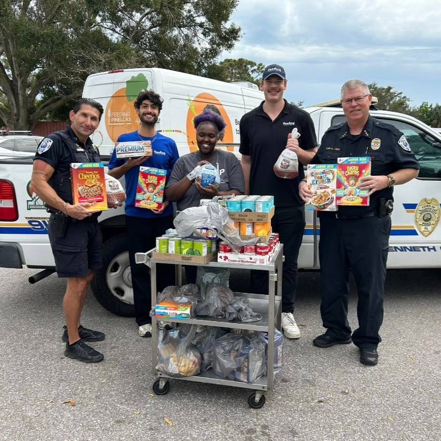 Feeding Tampa Bay tweet media