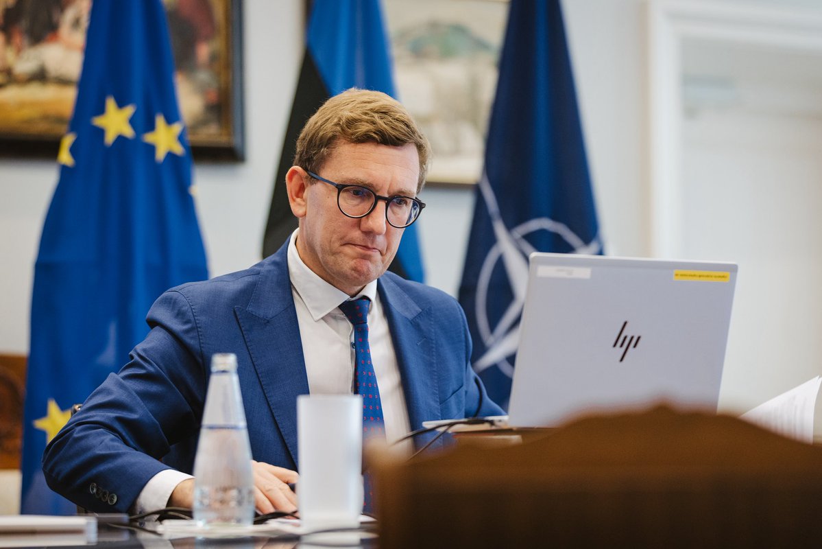 KristenMichalPM's tweet image. Coalition of the Willing met at a critical time. We agree that European security can only be discussed with Europe.

I stressed that security guarantees for Ukraine must be credible and backed by real forces. Estonia is ready.

Clear demands must be made to Russia. Full support…