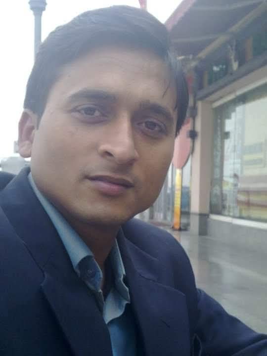 इसे बढ़िया सोशल मीडिया पोस्ट बनाइए

आज के दिन ही 17 साल पहले एक चार्टर्ड अकाउंटेंट के रूप में मेरा ऑफिस में पहला दिन था।

उसी दिन 26/11 वाला हमला भी मुंबई में हुआ था।

और आज संविधान दिवस भी है।