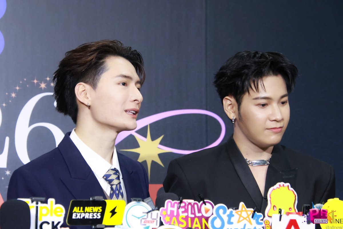 PRSocietyNews's tweet image. ตามหาเรื่องรางที่สูญหายไปกับ "คริส-สิงโต" เรื่องใหม่ปี 2026 ซีรีส์ "Write you again เขียนรักครั้งใหม่"

KRISTSINGTO MAGIC VIBES 2026  

#KristSingto #คริสสิงโต
#WriteYouAgain
#GMMTV2026