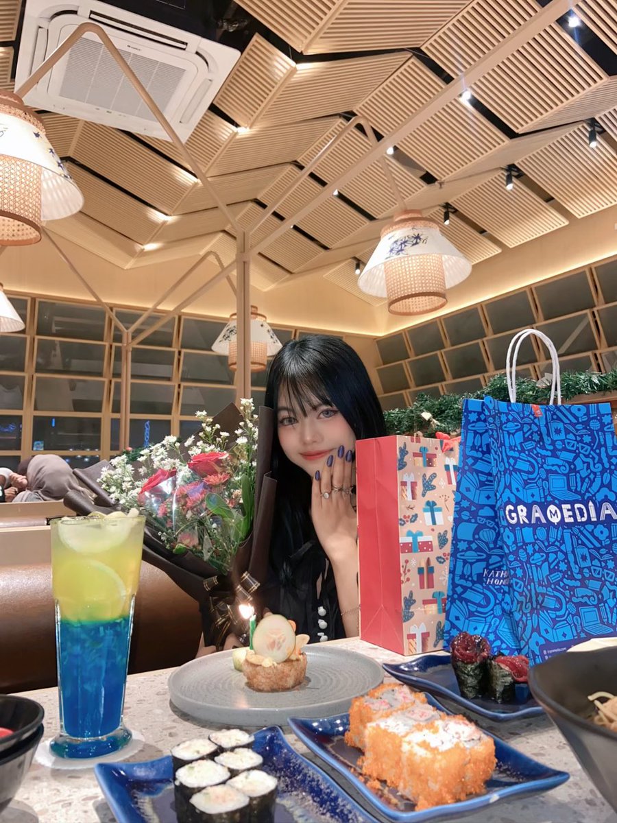 phytroth's tweet image. thanks novemberain