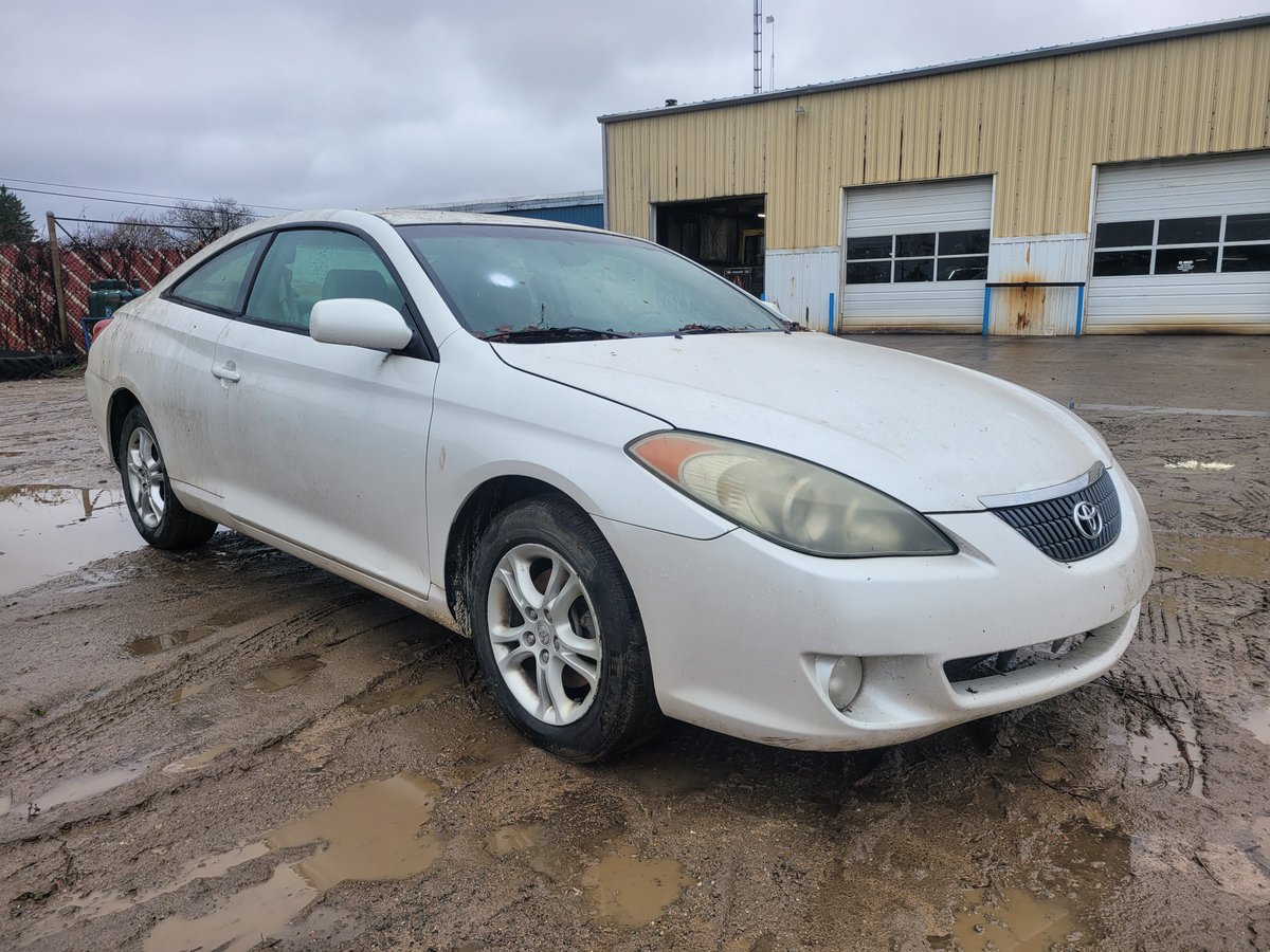 PIERCE_AUTO's tweet image. Check out the 2004 #Toyota #Solara we just added to our inventory for parts!