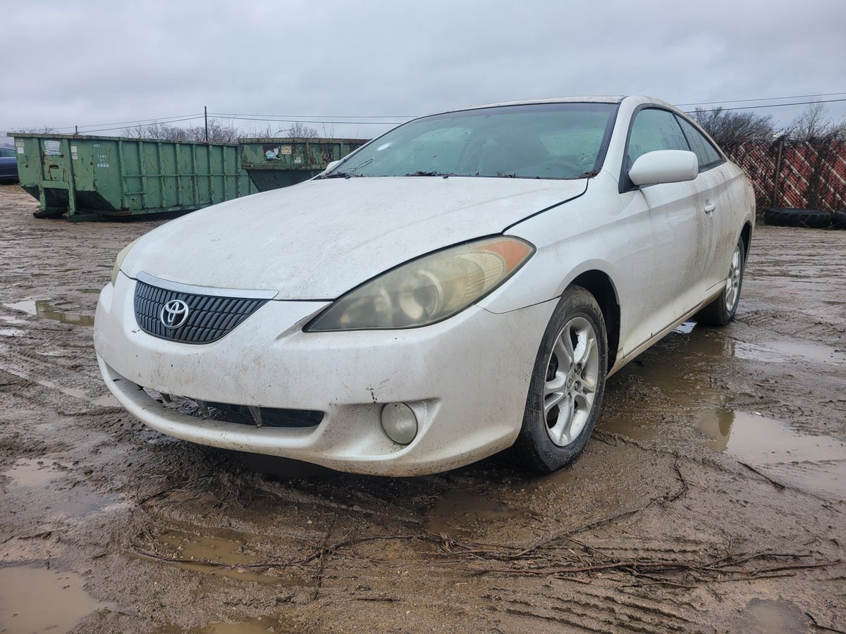 PIERCE_AUTO's tweet image. Check out the 2004 #Toyota #Solara we just added to our inventory for parts!
