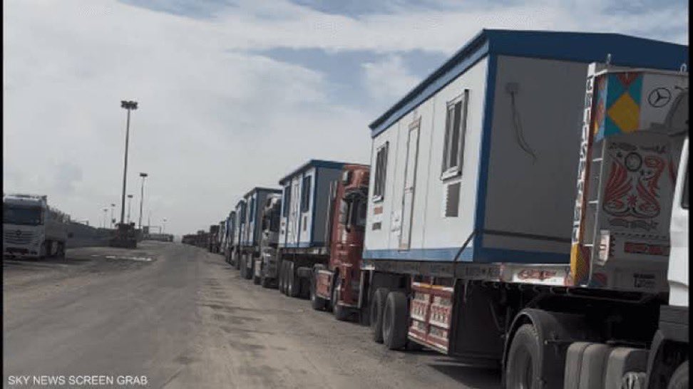 الحل المؤقت الوحيد المتاح والذي يجب الحديث عنه بقوة كبيرة هو الضغط على الاحتلال لإدخال الكرفانات لقطاع غزة..