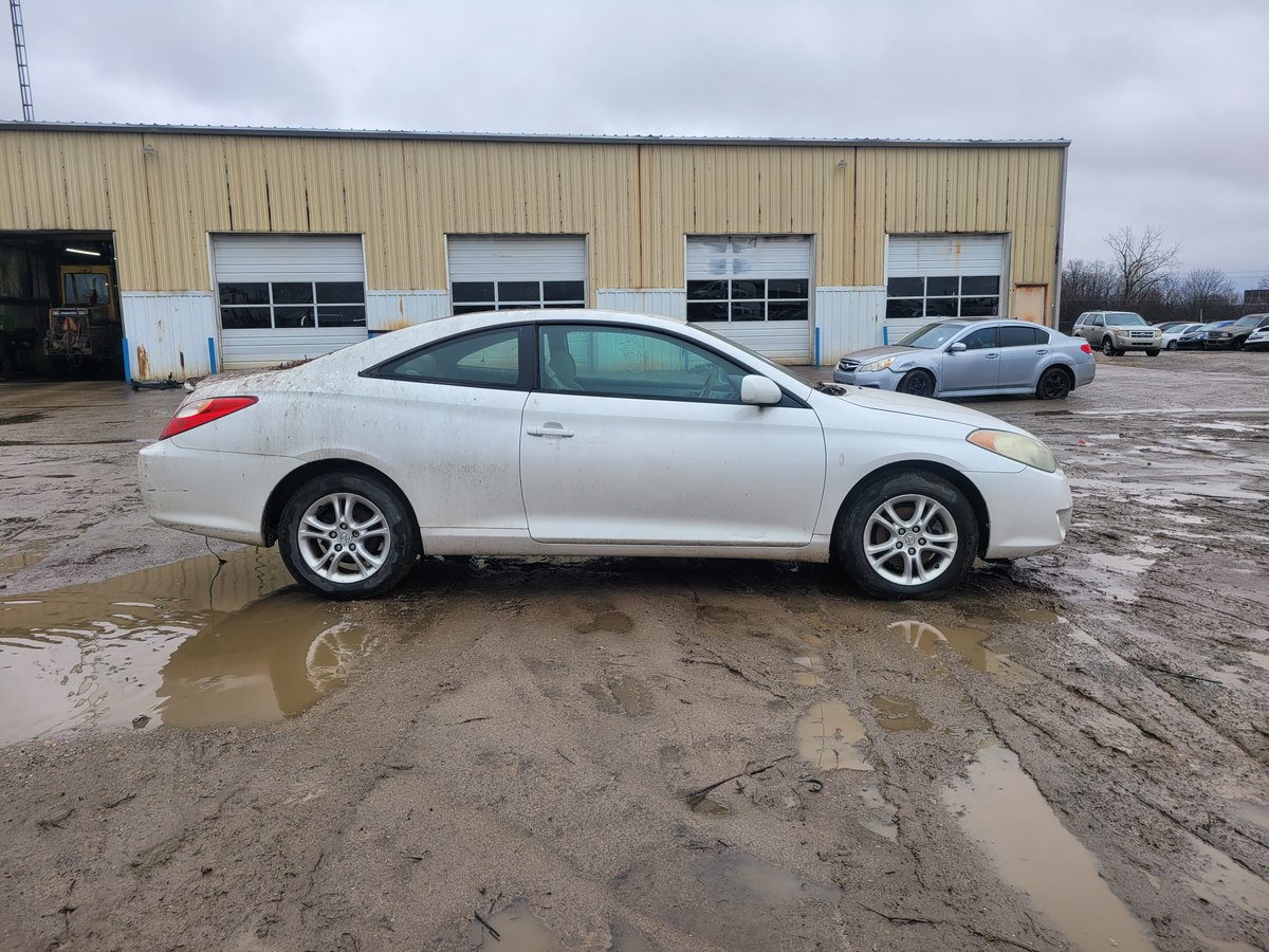 PIERCE_AUTO's tweet image. Check out the 2004 #Toyota #Solara we just added to our inventory for parts!