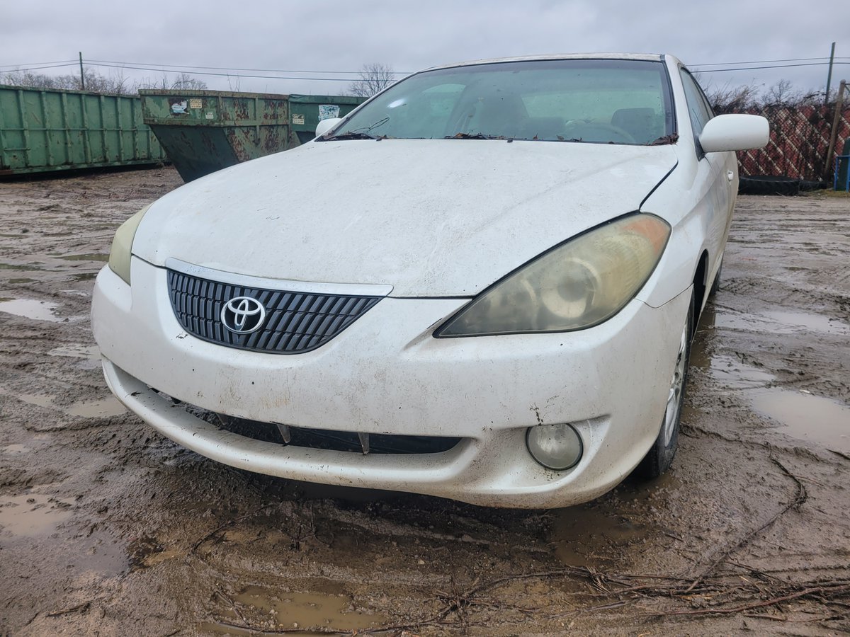 PIERCE_AUTO's tweet image. Check out the 2004 #Toyota #Solara we just added to our inventory for parts!