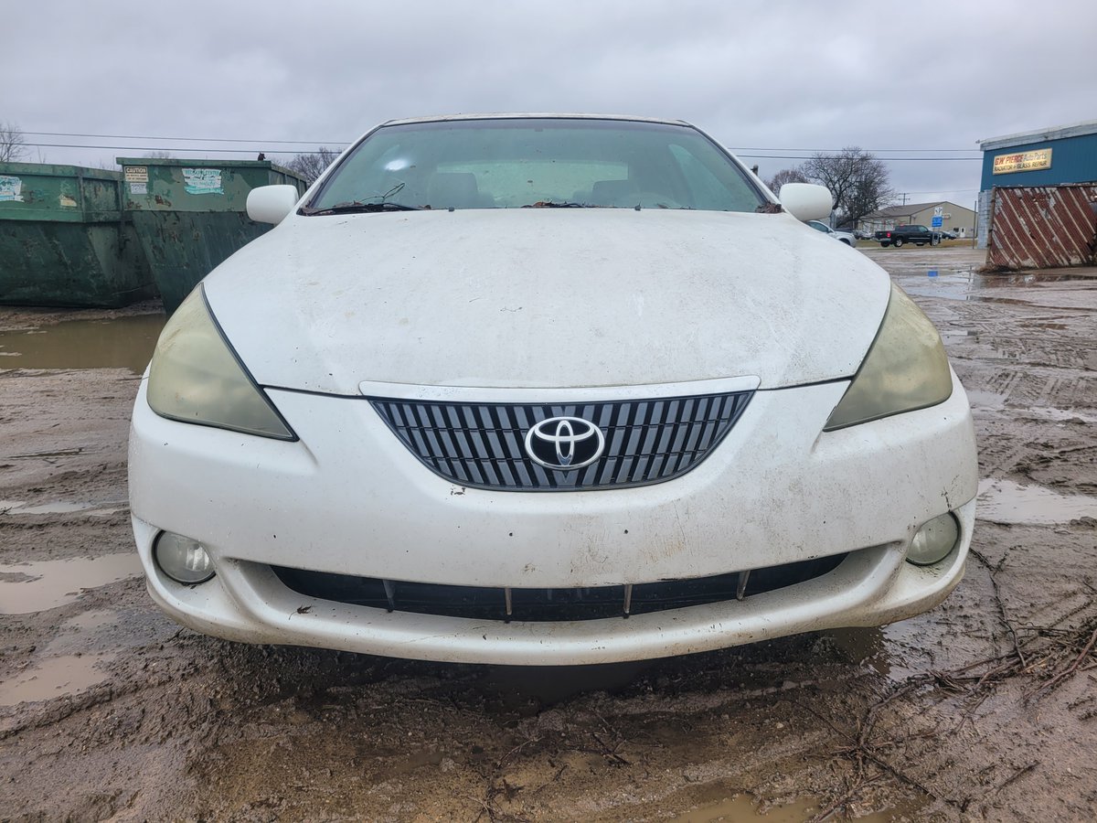 PIERCE_AUTO's tweet image. Check out the 2004 #Toyota #Solara we just added to our inventory for parts!