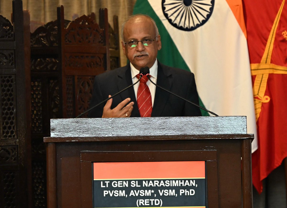 ia_awc's tweet image. Day 2 #DSS2025 #AWC Legacy thinking won&apos;t cut it! #IA embracing Disruptive Technologies, MDO &amp;amp; Atmanirbharta to stay ahead. Adapt &amp;amp; innovate - the future belongs to those who shape it first @adgpi @artrac_ia @SpokespersonMoD #FutureWarfare