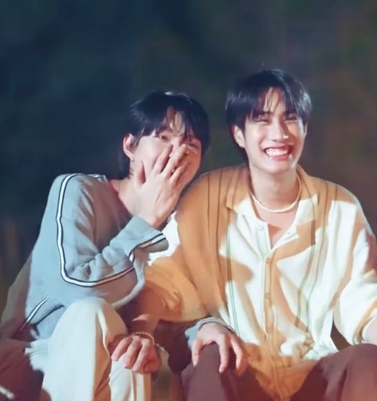 llostindelusion's tweet image. Dmd if you are planning only friends dmd ver
YOU KNOW WHO TO CAST