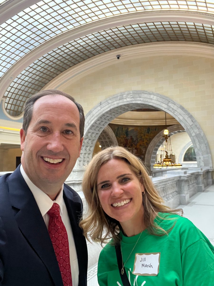 RepWhyte's tweet image. November’s interim legislative meetings at the Capitol worked on hundreds of issues to help families, address today’s problems, and to plan for the future. I love and appreciate when neighbors and friends from our House District are involved. Details here: le.utah.gov/interim/2025/p…