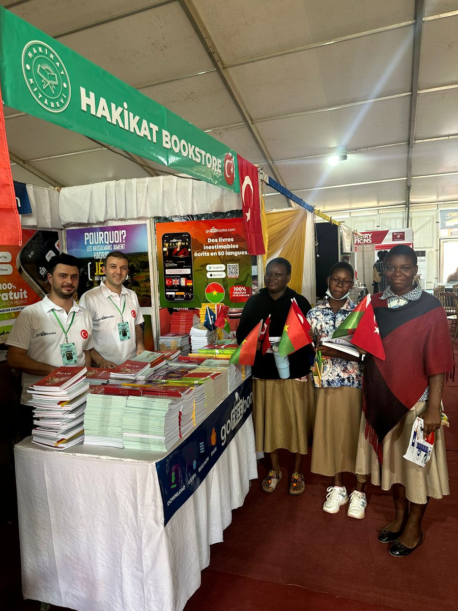 gofreebooks's tweet image. Gofreebooks team at the book fair in BURKİNO FASO 🇧🇫🇹🇷📚

#go #free #books #gofreebooks #team #at #the #book #fair #in #burkina #faso #burkinafaso #Africa #burkina