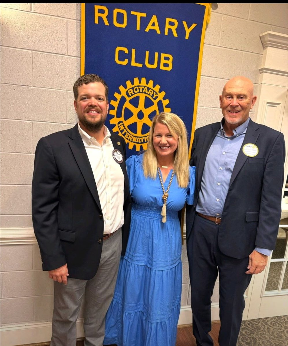 LeadershipAiken's tweet image. 👥 Meet Shayne Farrell — a proud Leadership Aiken County alum who has dedicated 26 years to serving the program and growing leadership in our community.

#LeadershipAikenCounty #LAC #AlumniSpotlight