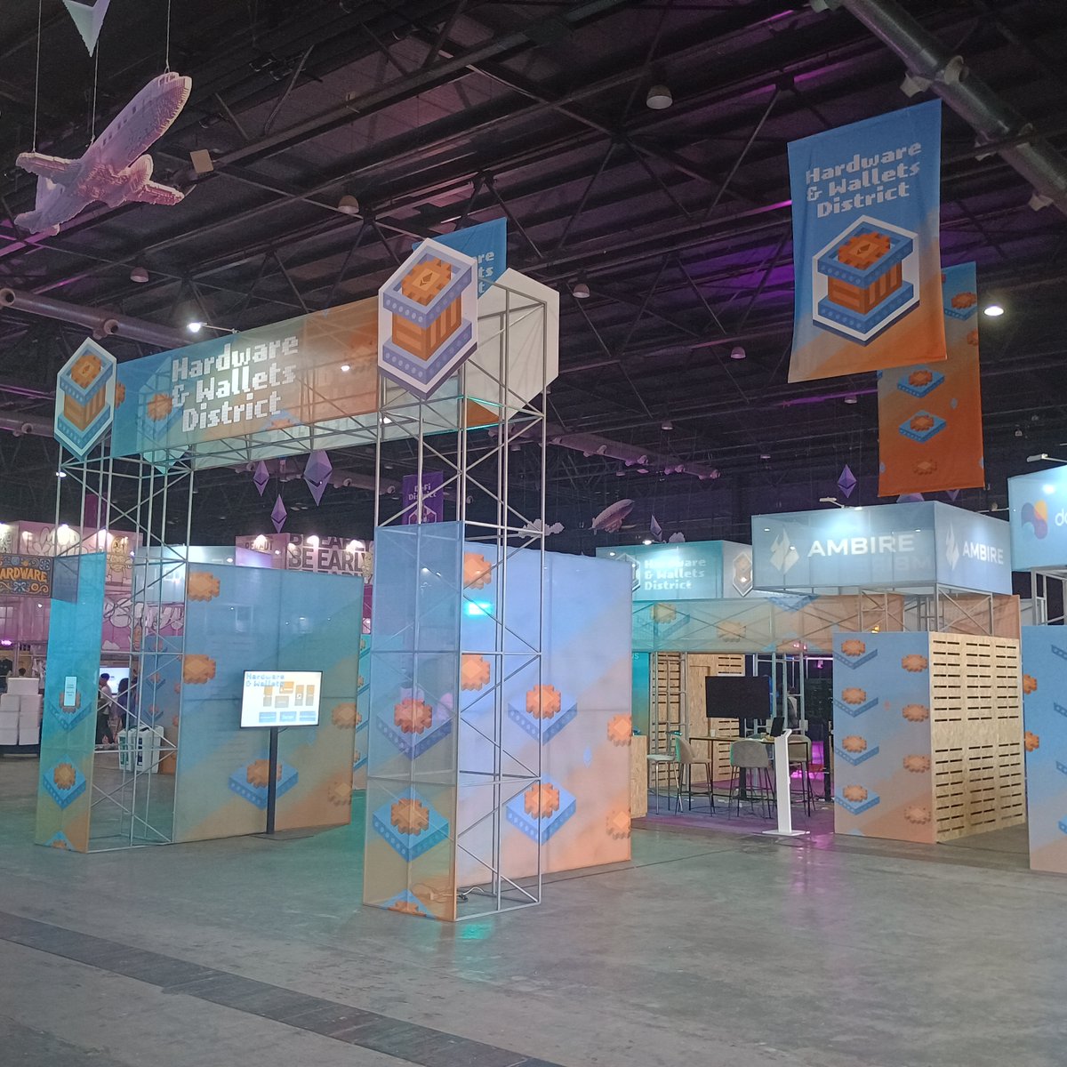 sceniumapp's tweet image. We were on site at @efdevcon Buenos Aires 2025 👏

A full day surrounded by builders shaping the future of Ethereum: payments, RWAs, identity, infra, privacy, global liquidity rails and much more.  

Great energy, smart teams and real on-chain progress everywhere.  

See the…