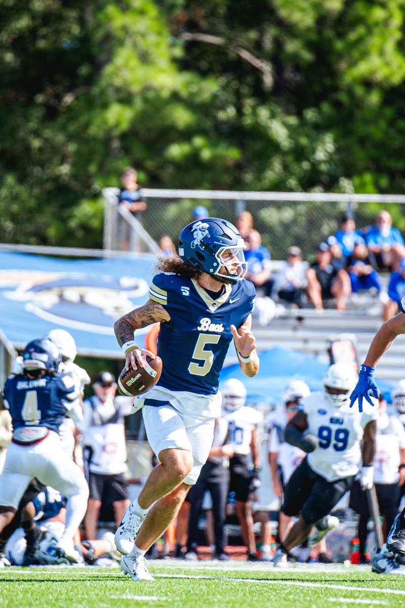 Charleston Southern all-conference QB Zolten Osborne is entering the transfer portal, his agent <a href="/ZCardenez/">ZACH CARDENEZ</a> tells <a href="/On3sports/">On3</a>.

The 6-foot-1, 205-pound QB threw for 2,229 yards, 12 TDs and 6 INTs in 2025. Has 2 years of eligibility remaining. 

on3.com/transfer-porta…