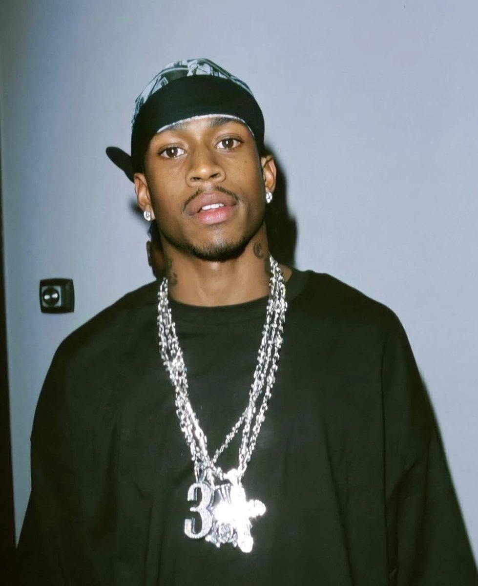 KICKS CREW tweet media