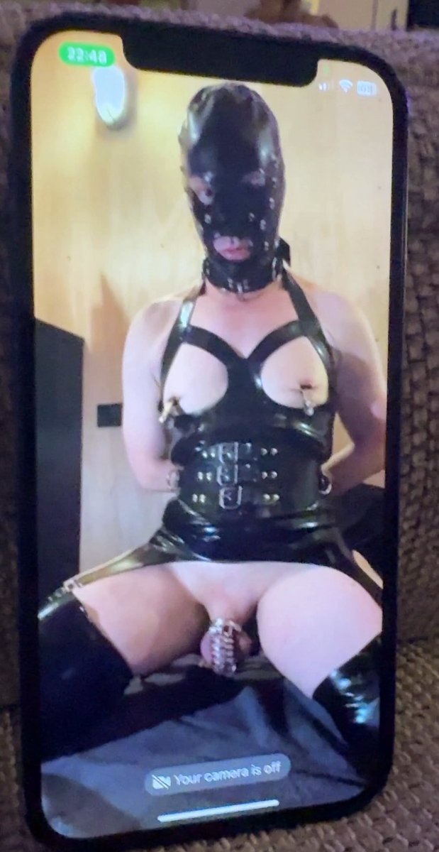 🚨😈🏧RT game. 🏧😈🚨

So me and <a href="/brownmaster1995/">Master Nikelad1995 (10k+) 😵‍💫🤑</a> have this slut on cam now making him lick his own shoes🤣 

Let’s share this piggy and show all how pathetic he really is

 👍 2/2/2♻️ ✉️ 2 Comments
⏳20mins

 <a href="/RTslavemaster/">Alpha RT & Promo (7K)</a> <a href="/MaleFindomPromo/">Male Findom Promoter</a> <a href="/RTGamePromo/">Male Findom Retweets</a> <a href="/RTBoy_/">RTBoy_</a> 
@RT4KINGS