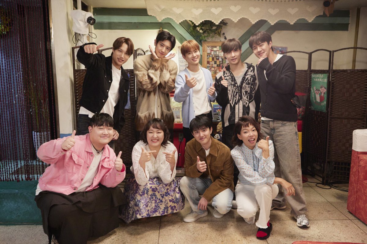 milkteus's tweet image. new still cut of exo for '자매다방 (sisters’ cafe)'! ✨