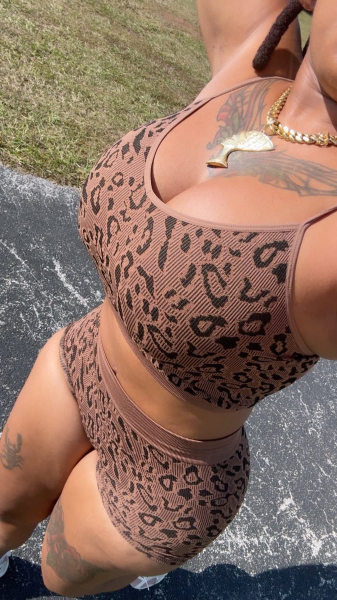 HumStasy's tweet image. 