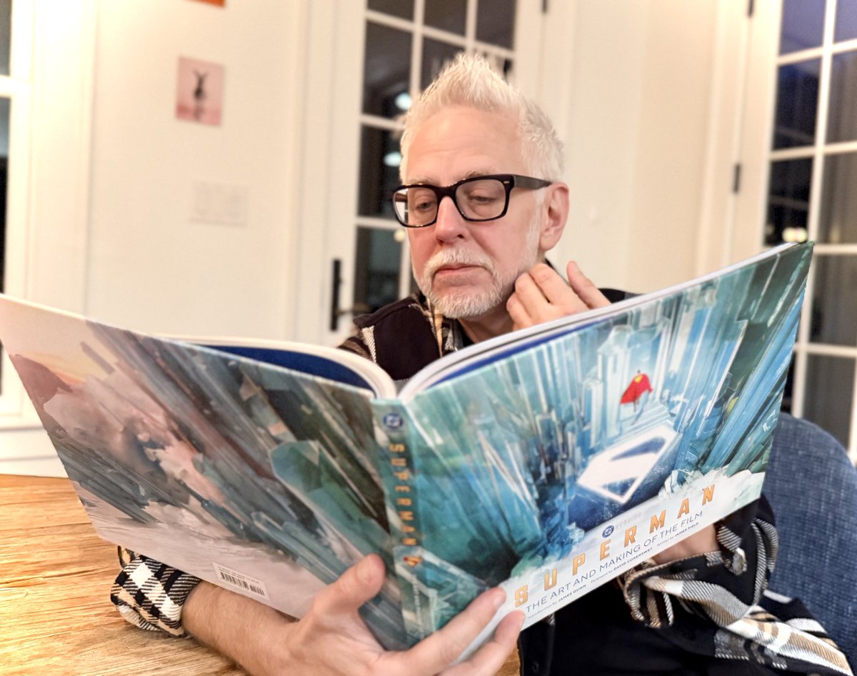 Loving Superman: The Art and Making of the Film. Foreword by <a href="/corenswet/">David Corenswet</a> and intro by me. Available now!

shop.dc.com/products/super…