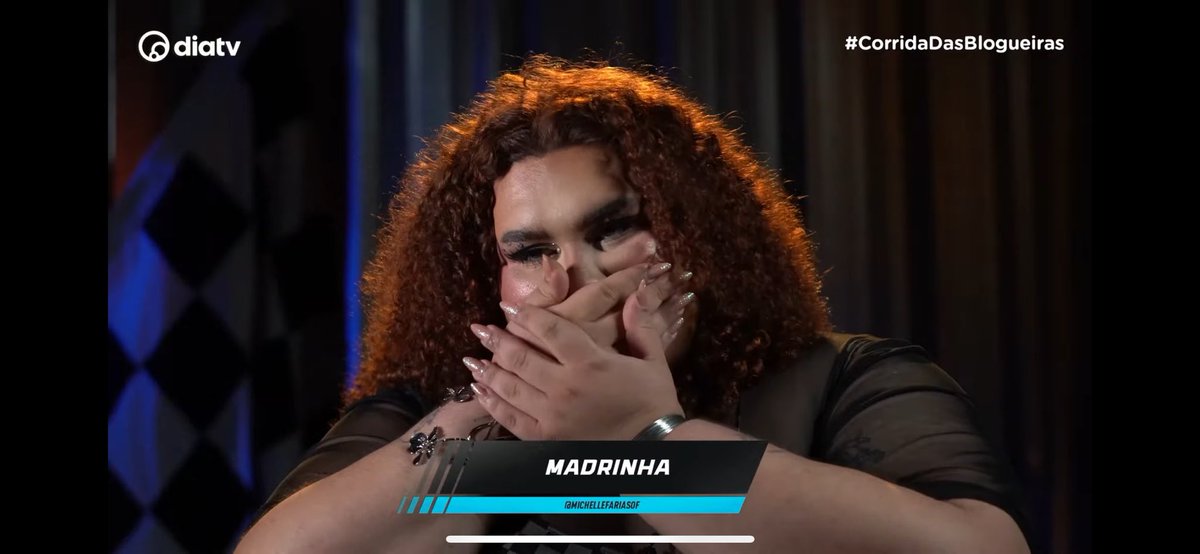 JRMota1's tweet image. A queen entregando mais uma vez sua pose clássica #CorridaDasBlogueiras