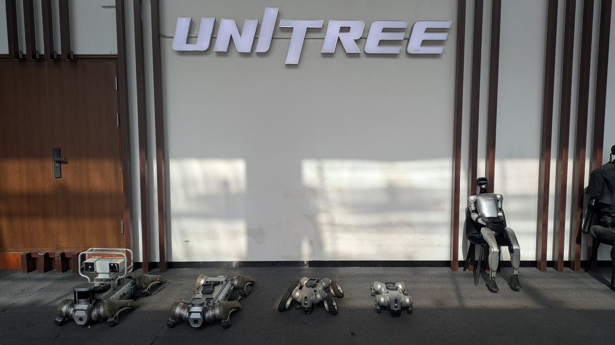 ZappyZappy7's tweet image. ロボティクスをより深く理解するための旅
まず一社目はUnitree社
ロボットに使われているテクノロジーについて意見交換
とても有意義な時間だった

訪問を受け入れてくださったUnitree社、対応してくださった社員の皆様に心より感謝の意を表したい

#Unitrre #humanoidrobot #quadrupedal #technology