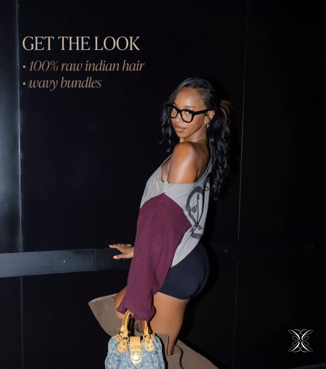 CruzTextures's tweet image. PRETTY GIRLS WEAR CRUZ 🖤

@Lexiebrown showing us exactly how it’s done in her Cruz wavy bundles ✨

Do you know what you’ll be shopping this Cruz Friday? 
.
.
.
.
#RawHair #CruzTextures #RawBundles #Auburn #Bundles