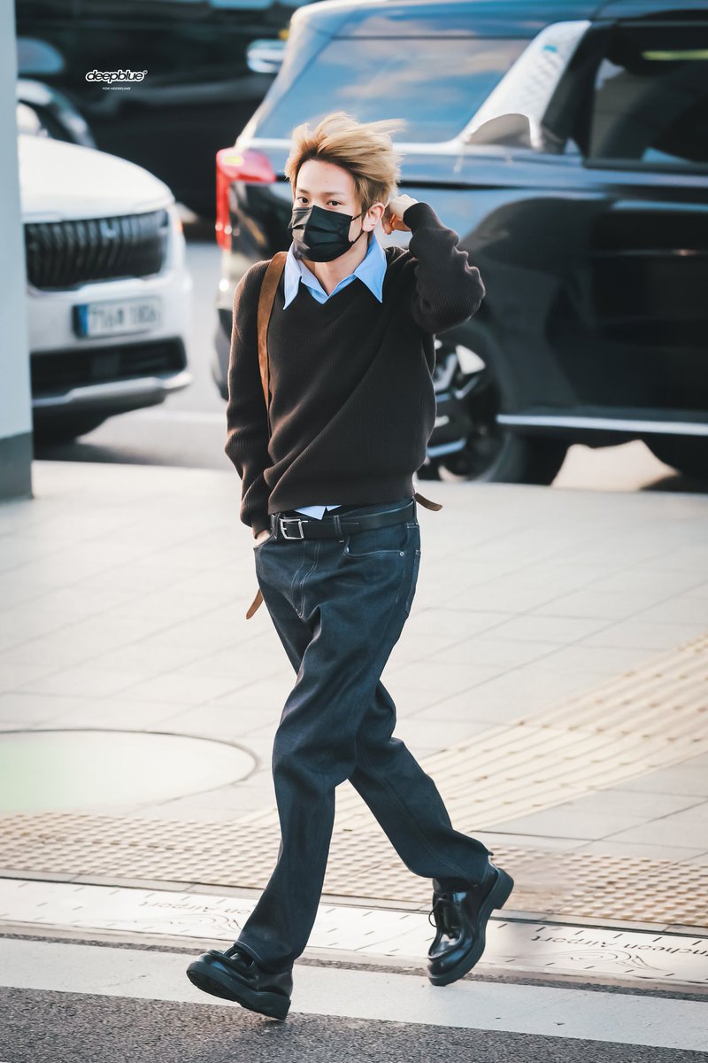 𝗱𝗲𝗲𝗽𝗯𝗹𝘂𝗲 tweet media