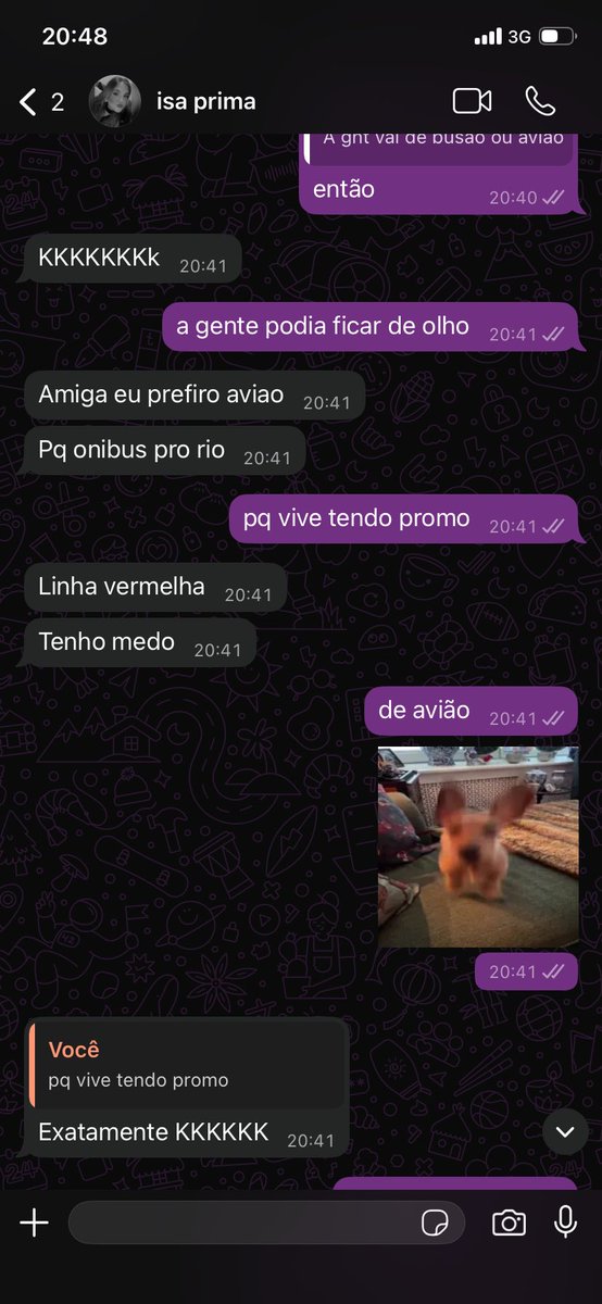 juliafrizelli's tweet photo. mano a gente ja tava até vendo passagem que odio blackpink 🤡😭 https://t.co/9zAxPQQyHS