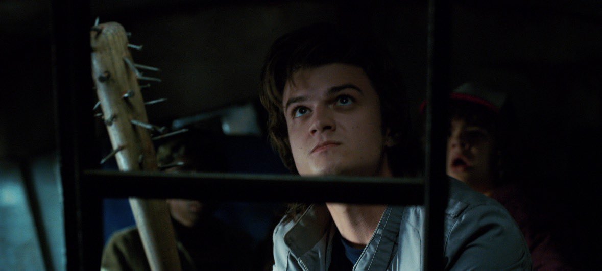 TheSTarchive83's tweet image. The Duffer Brothers recommend to rewatch these four episodes before season 5 releases #StrangerThings5 

2x04 - Will the Wise
2x06 - The Spy
4x07 - The Massacre at Hawkins Lab
4x09 - The Piggyback