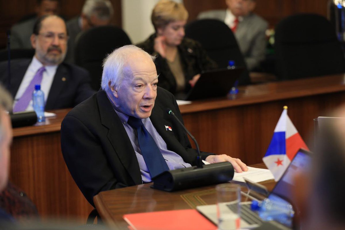 Astrid Salazar tweet media