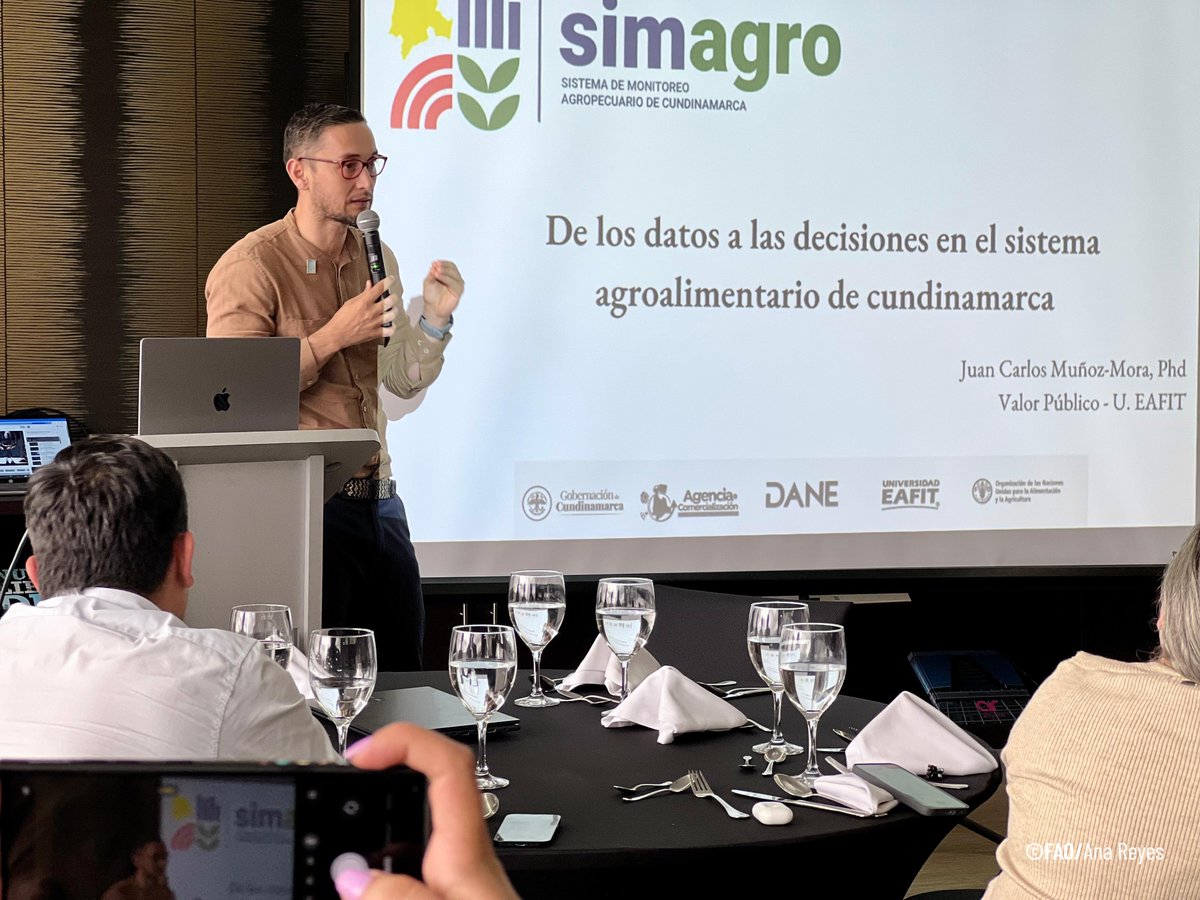 Presentamos 4⃣ instrumentos que transforman el abastecimiento en el Sumapaz: CORAA, Geovisor, SIMAGRO y CRAC. Ordenan información, logística y monitoreo de producción y precios, articulados con el Plan de Desarrollo 2024–2028.
🤝 #SiSabeACundinamarca con #SumapazAgroalimentario🌱