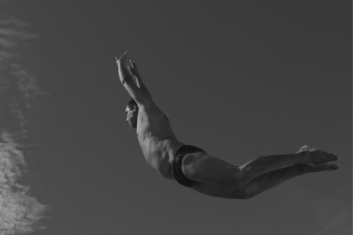 LAS VOCES DEL DESPEÑADERO, multigalardonado cortometraje sobre los clavadistas de La Quebrada y una de las dos cartas más fuertes de México para llegar al Oscar 2026, está disponible gratis en Short of the Week.

Corre a verlo aquí: shortoftheweek.com/2025/11/25/voi…