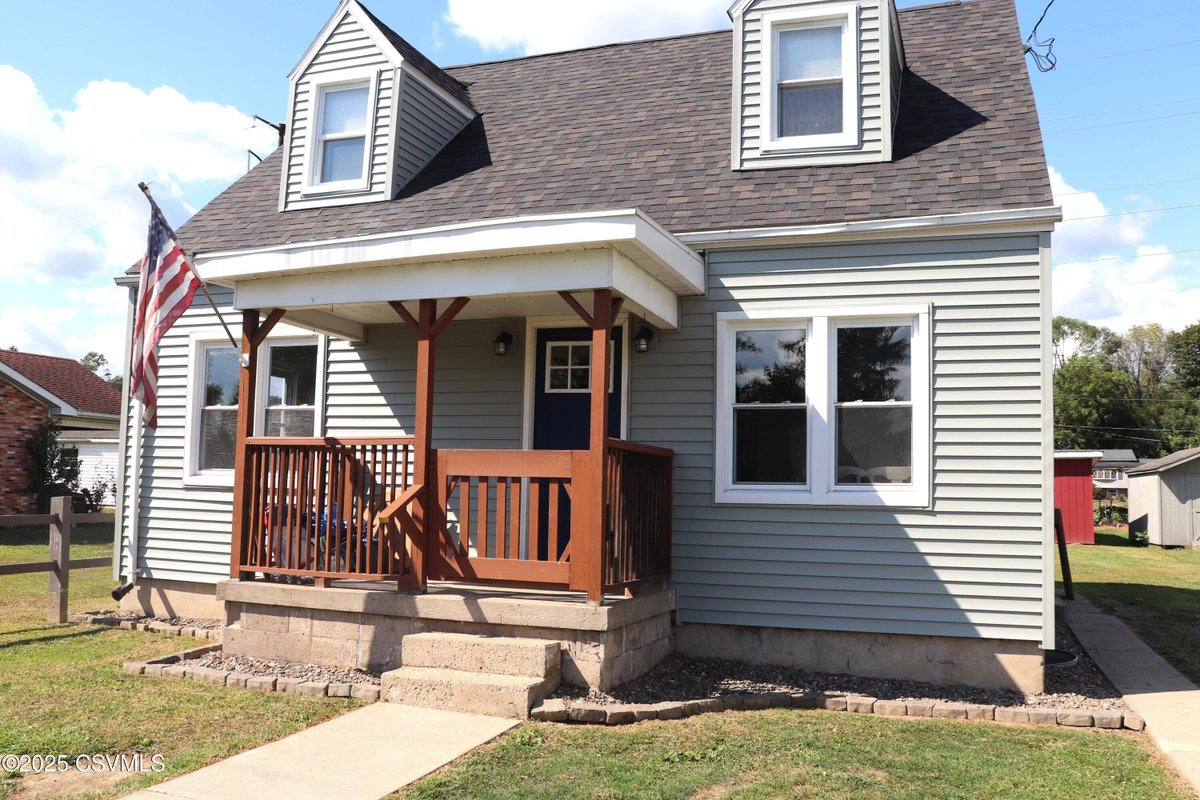 KeyPartnersReal's tweet image. 1111 8TH AVE, Berwick, PA 18603 just sold! Contact us for assistance in doing the same with your property. It would be our pleasure to work with you.