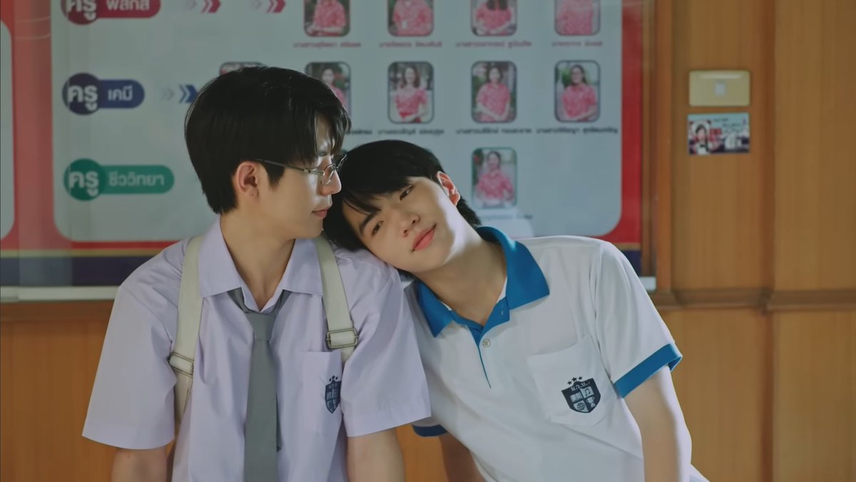 i43sea's tweet image. curry rice seller x idol
top 1 student x top 2 student
fashion student x fashion student
astronomy club nerd x judo athlete

seakeen just keep getting the best tropes that could ever exist out there