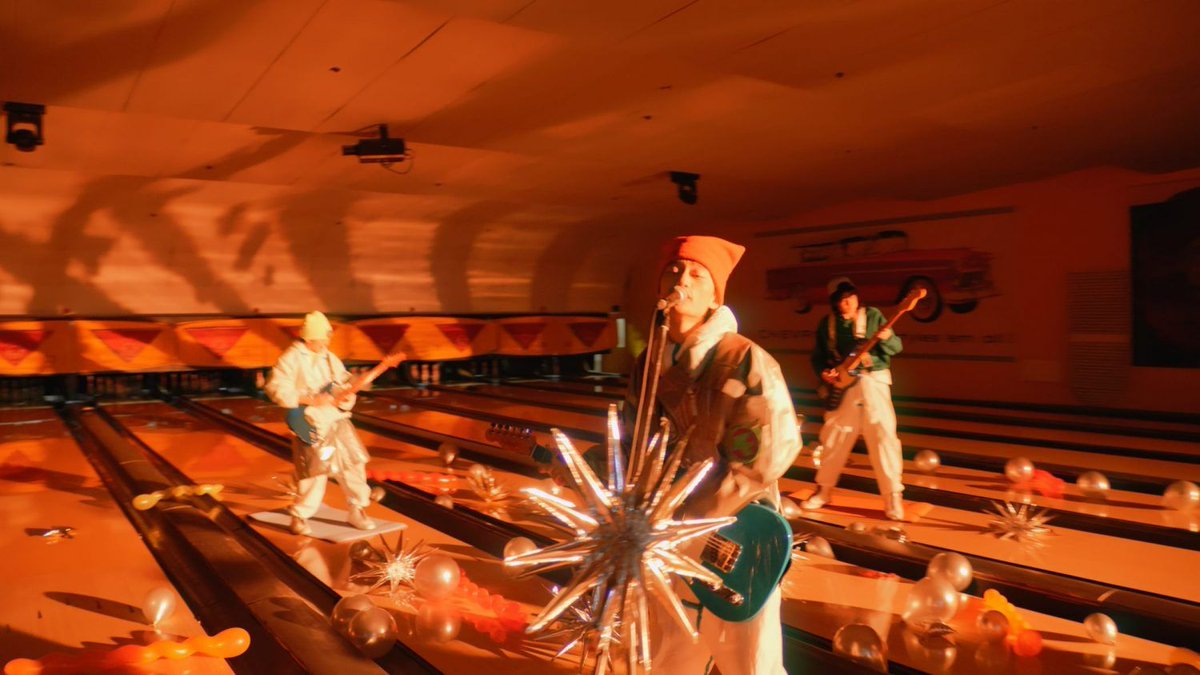 StudioKNBによる「ケプラ / ルーシー」。ダイヤモンドの歯を探しに宇宙を旅する4人の物語。楽しく可愛い世界観がコンセプト。 eizo100.jp/video/65431