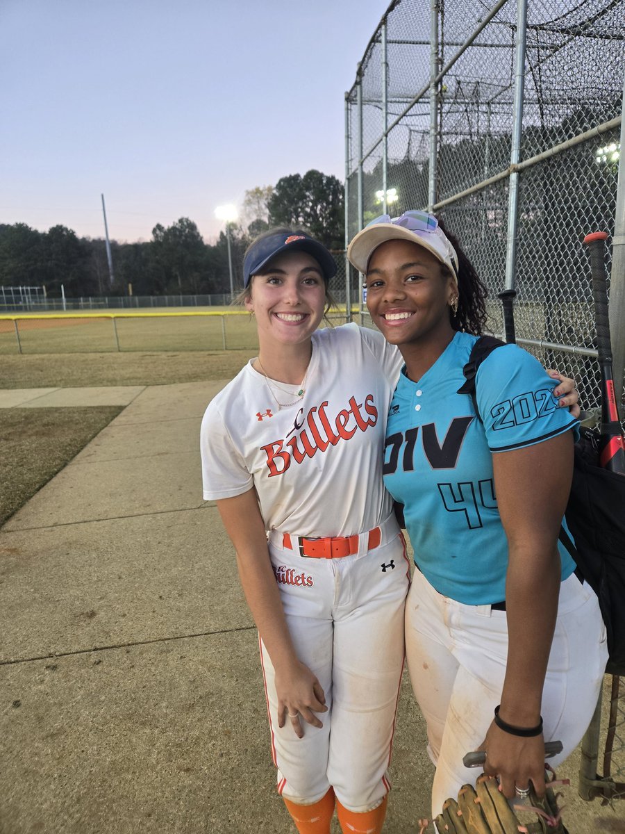 Mariah Walker tweet media