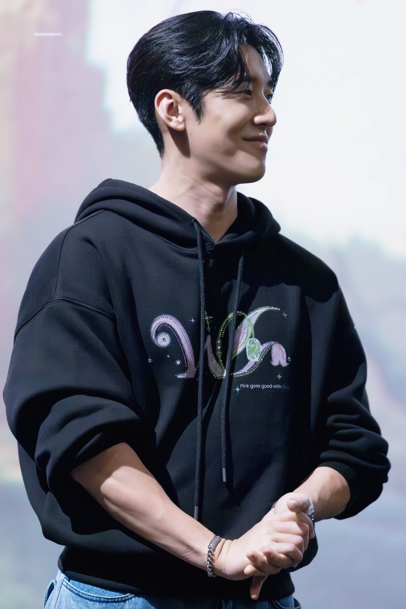 ๐จ๐ช๐ข๐ข๐๐ง tweet media