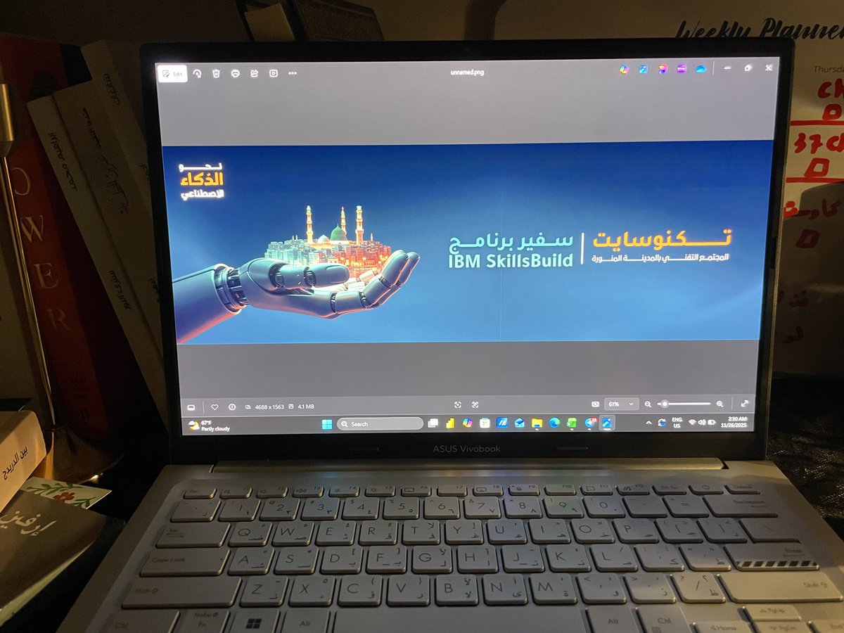 Day One✔️:

تعلمنا عن الرد الآلي والرد الآلي المدعم بالذكاء الاصطناعي ومتى نستخدم كل واحد فيهم (حسب الوظيفة والمميزات المطلوبة).

أيضًا طريقة توظيف الذكاء التوليدي لتسهيل وتسريع عملية انشاء البرامج

الحمدلله إلى الآن المحتوى خفايف وممتع جدًا🦾🧡
<a href="/TECHNOSITEE/">تكنوسايت | 🇸🇦🇺🇸 TechnoSite</a> #نحو_الذكاء_الاصطناعي