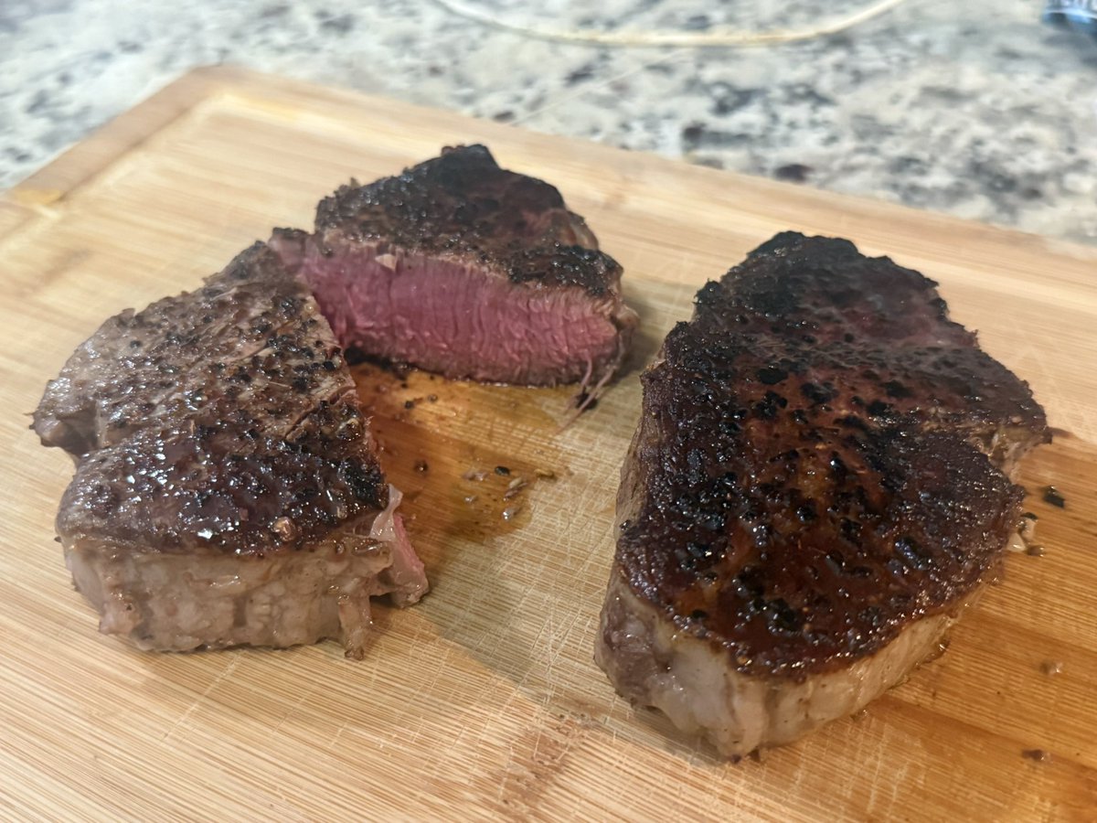 NatSecBot's tweet image. Tried reverse searing for the first time. Not cooking stake any other way ever again
