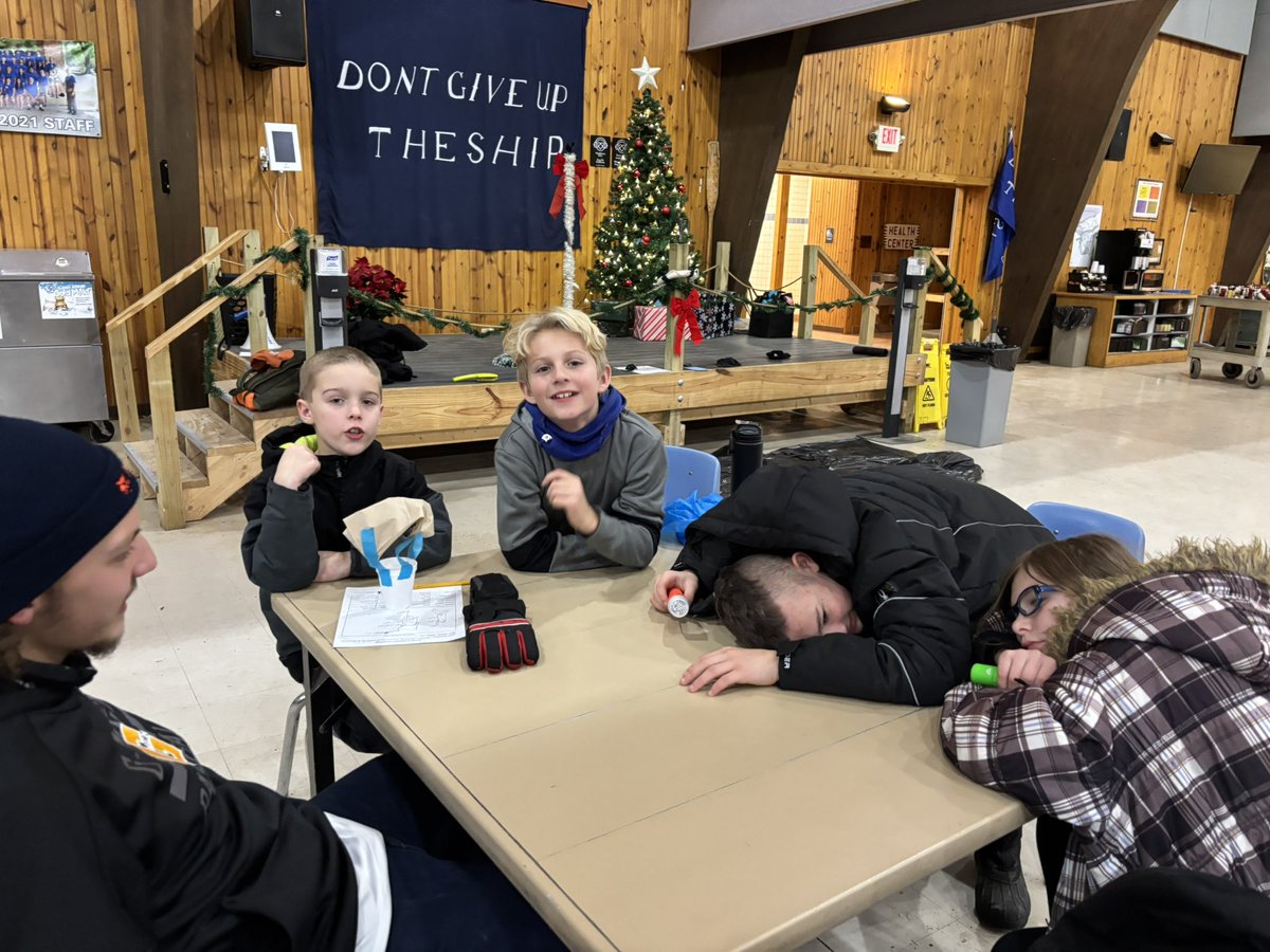 5thGradeJAG's tweet photo. https://t.co/KPOdcbYa2g