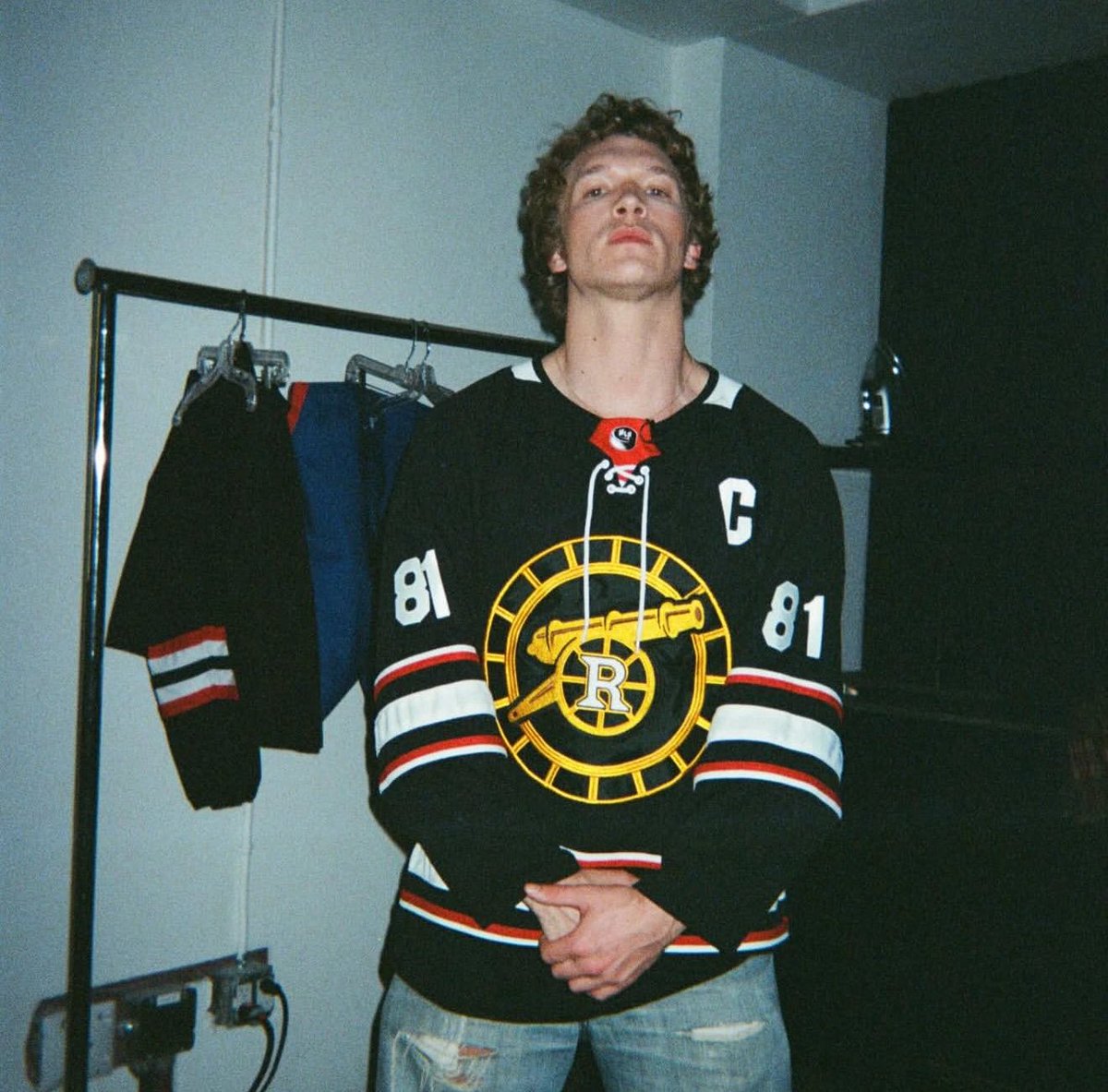 babyloonlet's tweet image. i actually don&apos;t feel well rn