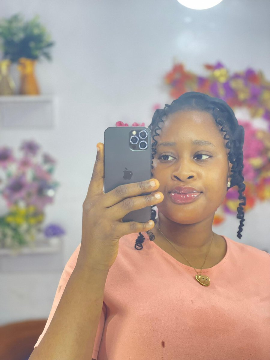 emilypro_123's tweet image. Let’s have a #ShamelessSelfpromowednesday for the #WritingCommunity Drop #Links to your #Books, #Blogs, #URL’s, #Poetry, #YouTube, #Podcasts, #Music   Let’s support each other 🥰 #writing #amwriting #readingcommunity #author #writer #writerscommunity #wednesdaythoughts