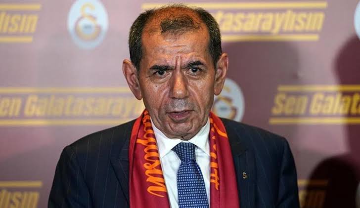 Şu Ergen çocuğu Şampiyonlar Ligine yazmanın akıl alır bir durum değil, bu gece Yönetim ve başkan Galatasaray'ın ve tüm Galatasaraylıların hayallerini umutlarını yerle bir ettiler. Bu maç Dursun Özbek'e yazar adam gibi transfer yapsaydı bu gece böyle bitmezdi
Galatasaray-Union SG
