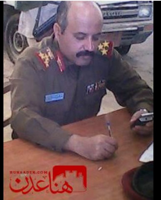 جهاد على عنتر مع الحوثي
ورايح جاي للضالع بموكبه
سمعتوا حد خونه .
بس قلت او انه حضرمي
ورايح جاي على حضرموت.....