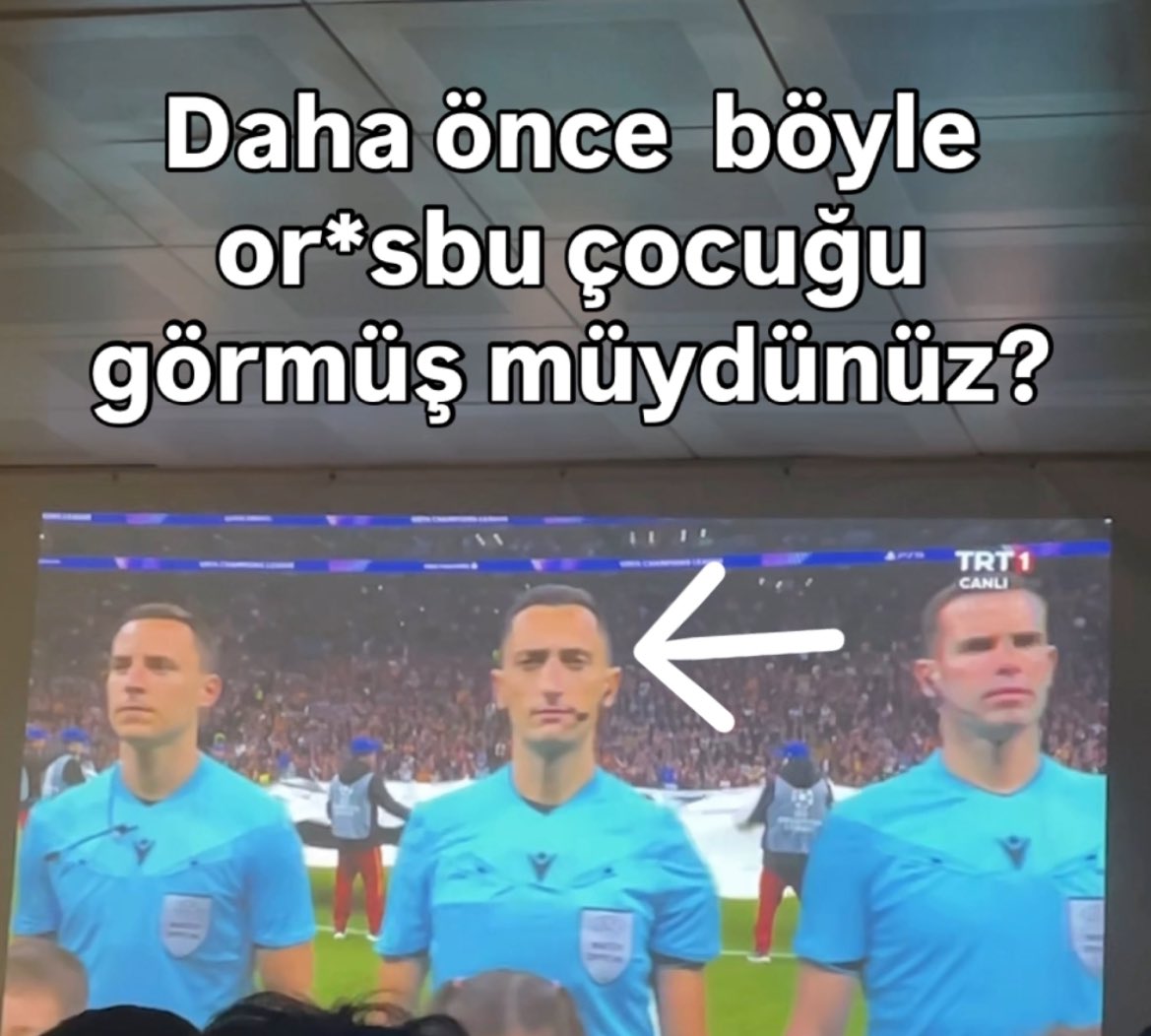 #GSvUSG
uğurcanın ayağına basıyor 2. sarıdan kırmızı yok, or*spu evladı gol atıp oyundan çıkıyor