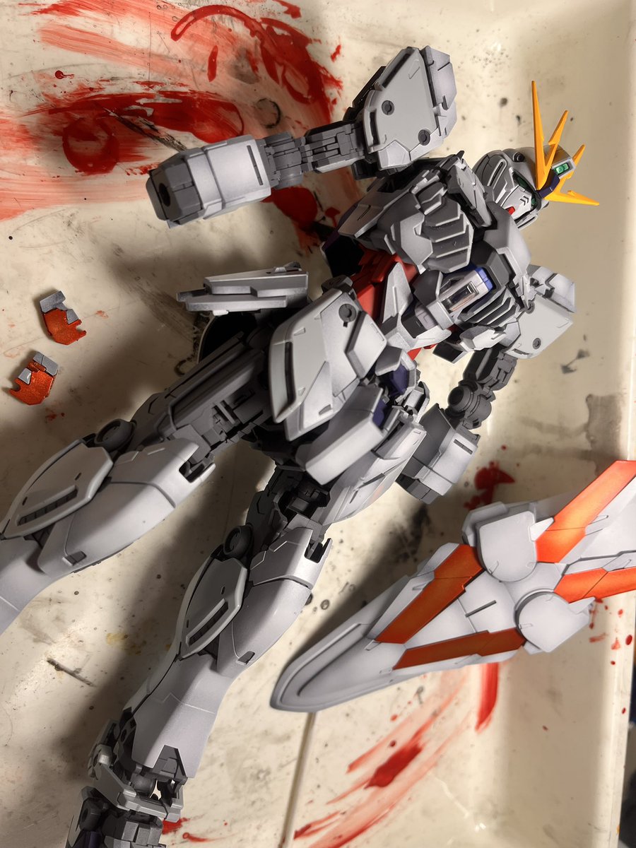 msn_3122's tweet photo. 完成近付いて来ました

 #ガンプラ 
 #ガンプラ好きと繋がりたい 
 #ナラティブガンダム https://t.co/KjT6RSYGOw