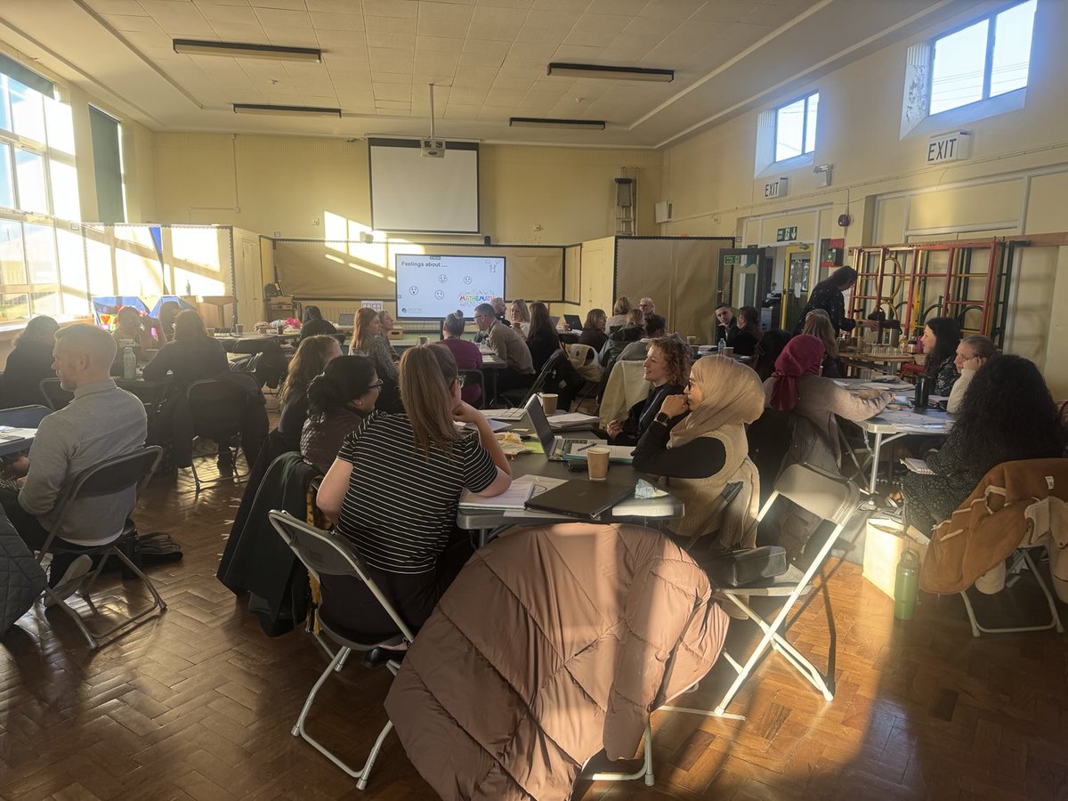 Helen Hackett tweet media